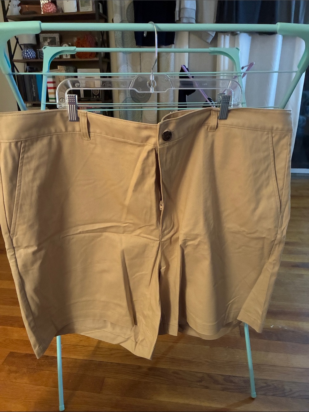 Old Navy Women's Khaki Chino Bermuda Shorts
